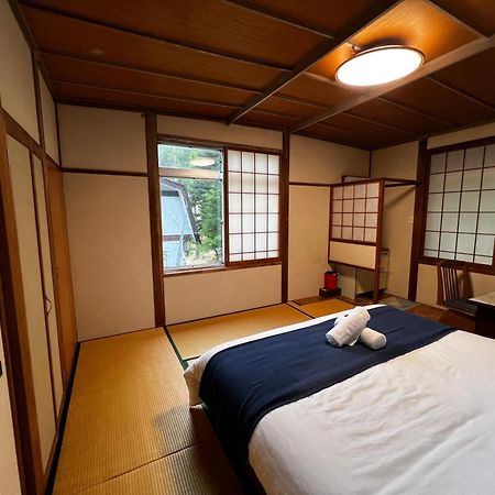 Sneaky Peaks Hotel Hakuba Exterior photo